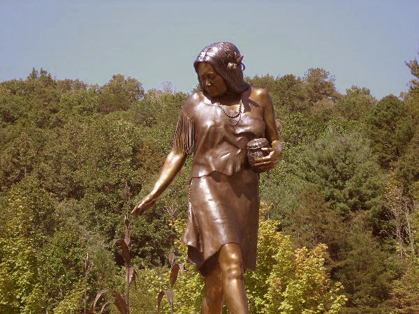 Selu sculpture by Raymond Moose on the Cherokee Reservation in North Carolina